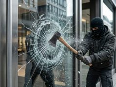 Transparence sous haute protection : pourquoi le vitrage blindé devient stratégique pour les infrastructures sensibles
